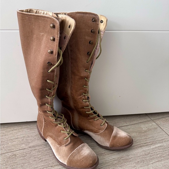 Joyfolie Indy Combat Boots - Picture 1 of 3